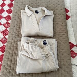 GAP Matching Wide Leg Sweat Set - Top: Size M, Pants: Size L